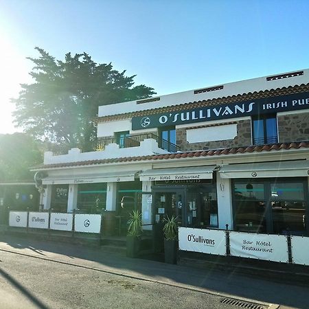 O'Sullivans Bar And Hotel 망들리유 라 나플 외부 사진